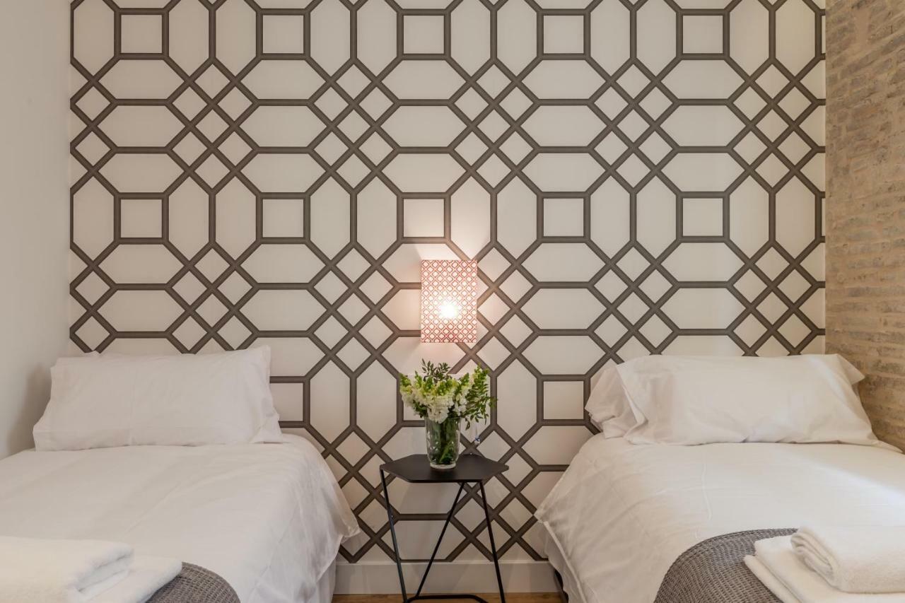 Apartamentos Rg Suites Jardines De Murillo Sewilla Zewnętrze zdjęcie