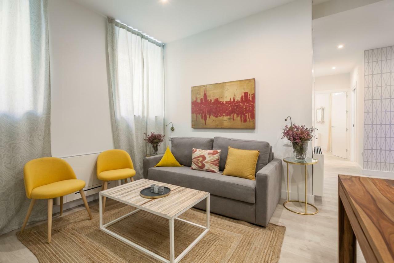 Apartamentos Rg Suites Jardines De Murillo Sewilla Zewnętrze zdjęcie