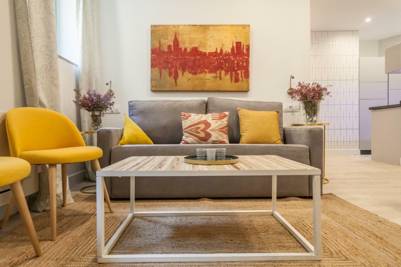 Apartamentos Rg Suites Jardines De Murillo Sewilla Zewnętrze zdjęcie