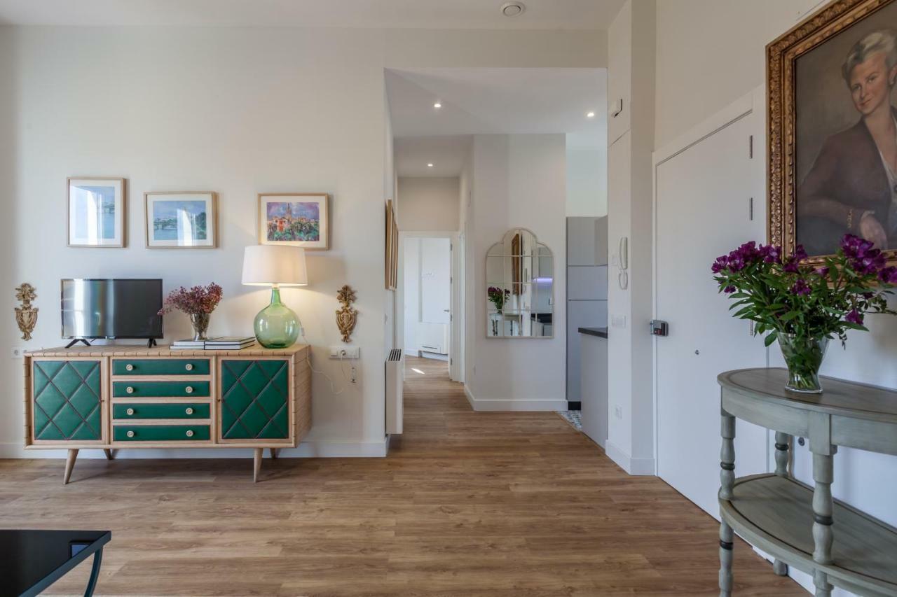 Apartamentos Rg Suites Jardines De Murillo Sewilla Zewnętrze zdjęcie