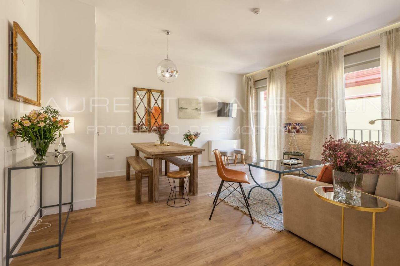 Apartamentos Rg Suites Jardines De Murillo Sewilla Zewnętrze zdjęcie