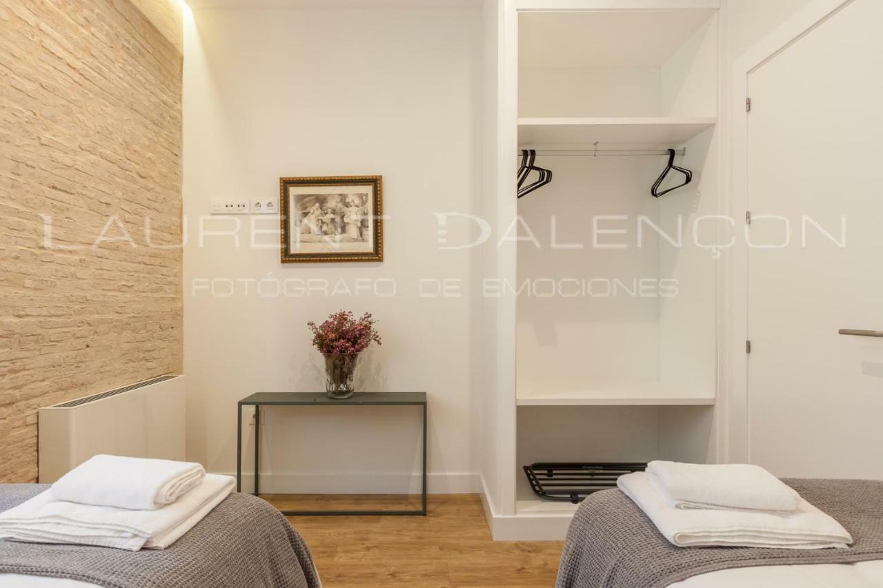 Apartamentos Rg Suites Jardines De Murillo Sewilla Zewnętrze zdjęcie